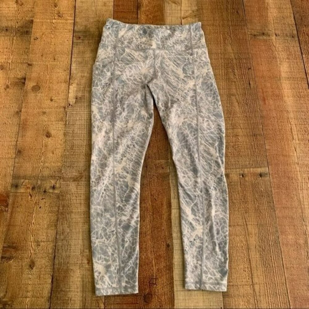Kiava blue marbled active leggings small